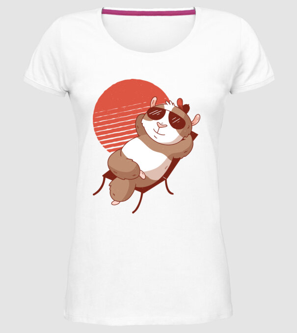 Porcușor de Guineea Relax model alb pe tricou