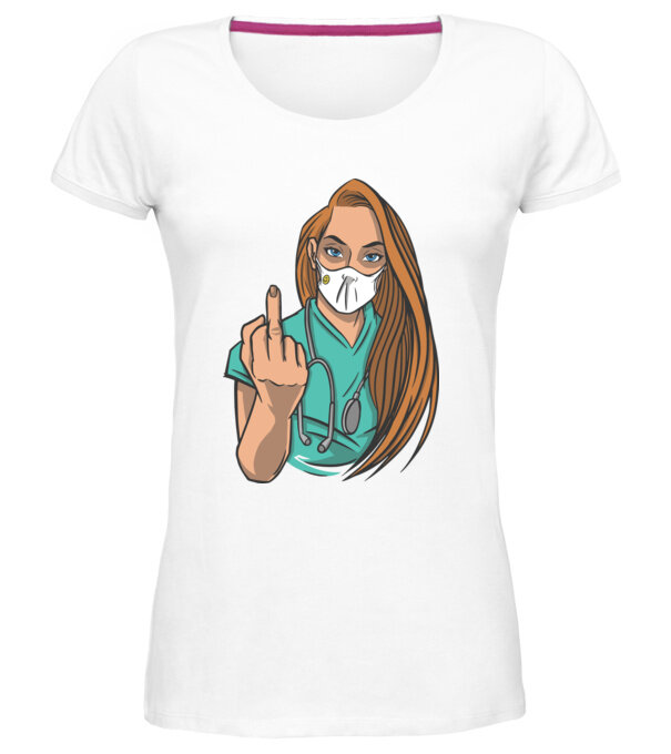  model  pe tricou