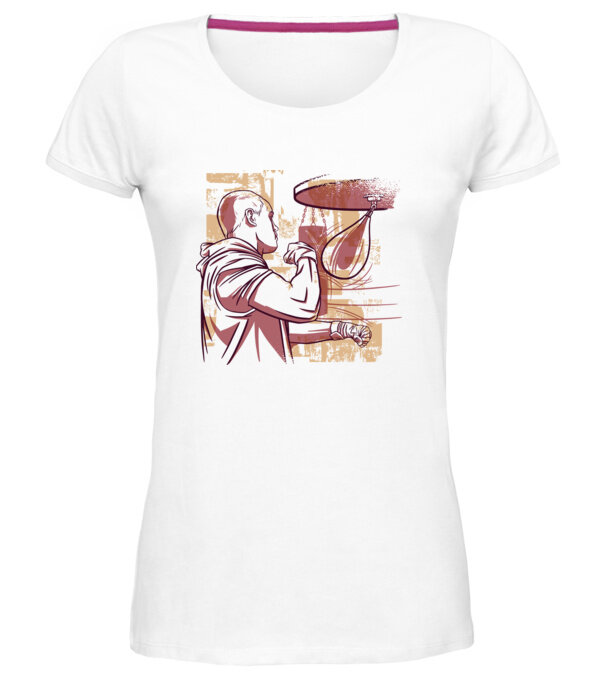  model  pe tricou