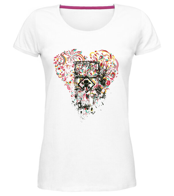  model  pe tricou