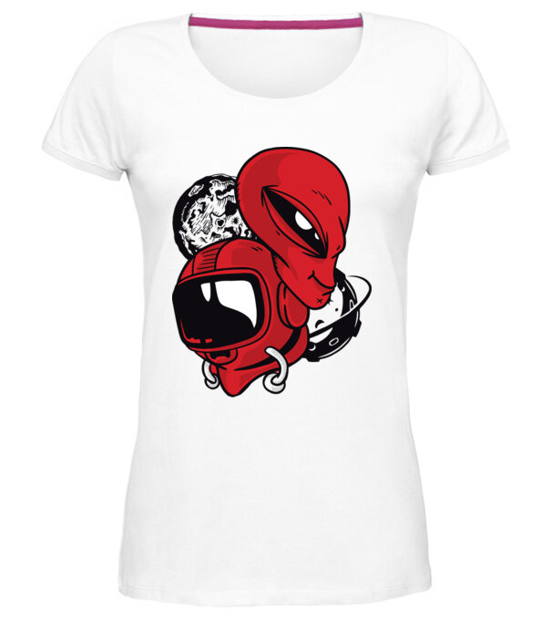  model  pe tricou