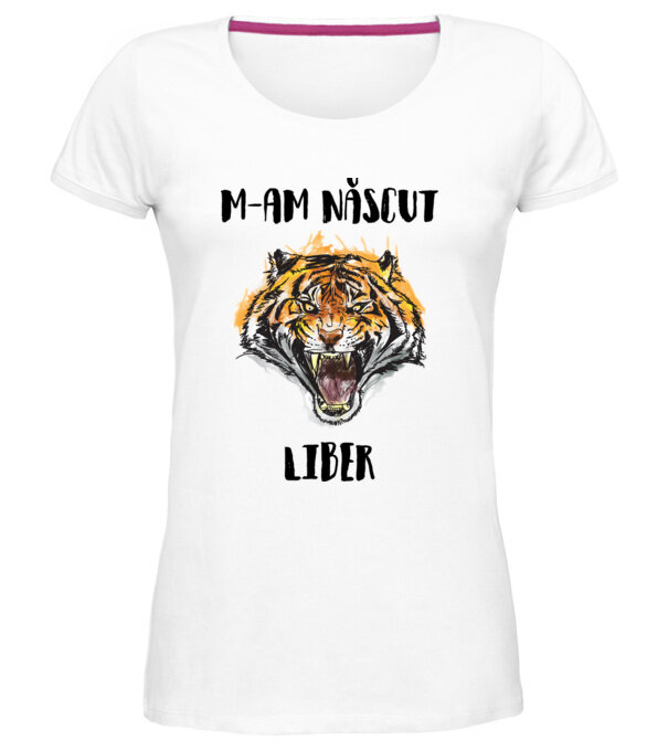  model  pe tricou