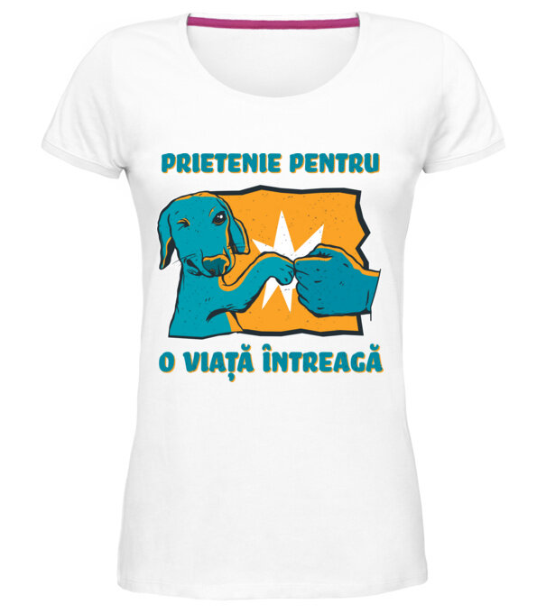  model  pe tricou