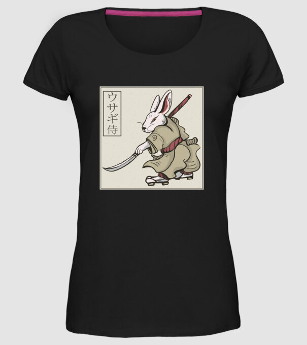 Iepure Samurai model negru pe tricou