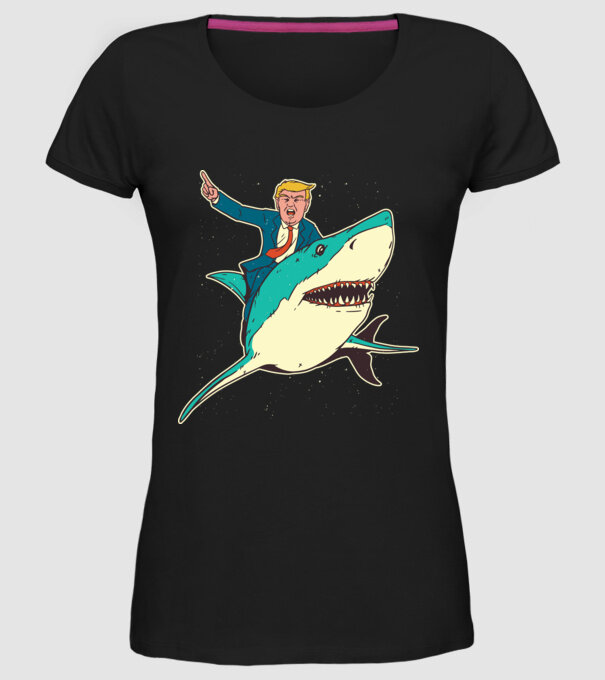 Trump Rechin model negru pe tricou