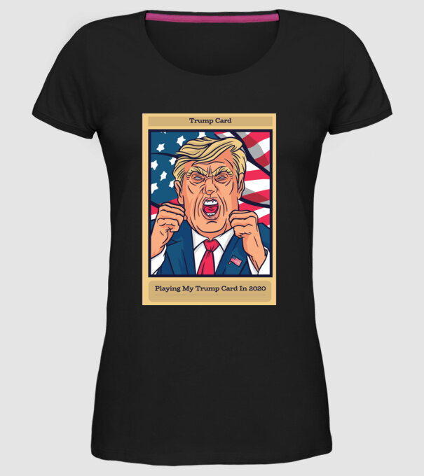 model negru pe tricou