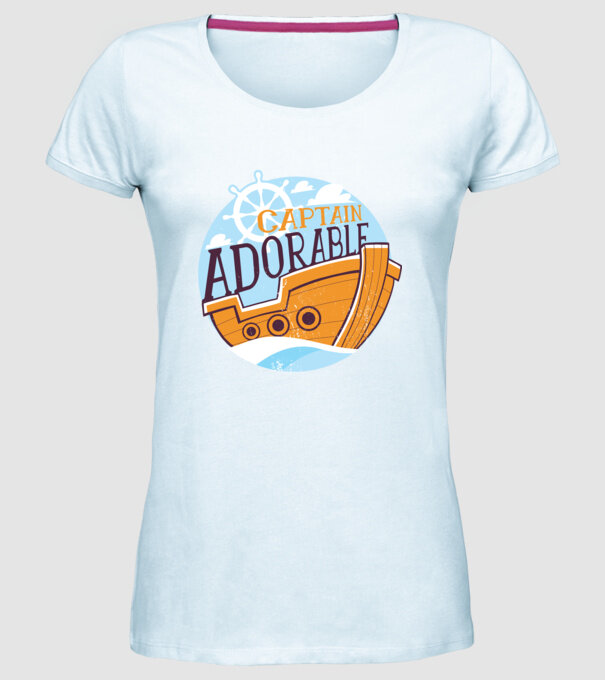 Căpitan drăguț model albastru deschis pe tricou