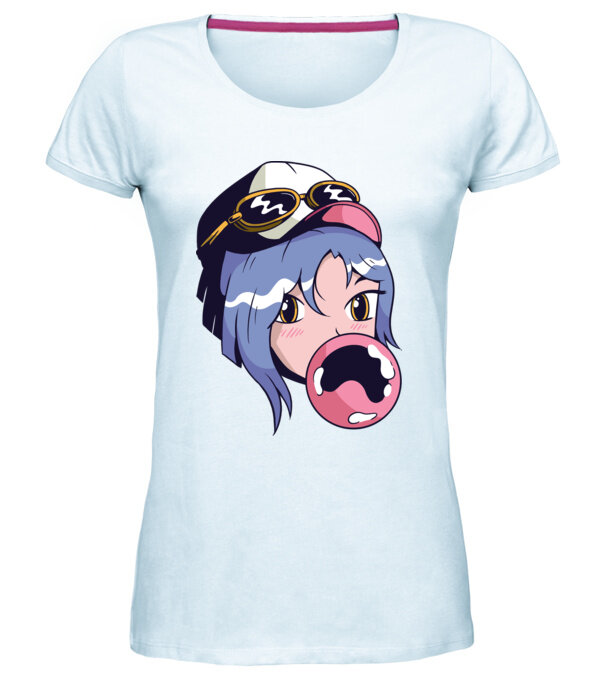  model  pe tricou