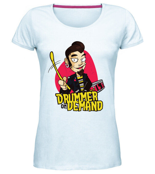  model  pe tricou