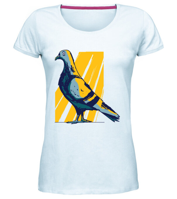  model  pe tricou
