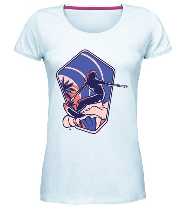  model  pe tricou