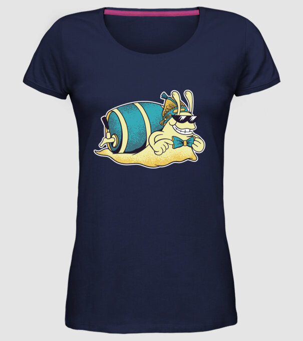 Melc model albastru închis pe tricou