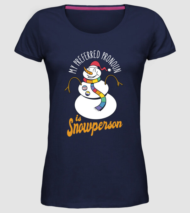 Om de zăpadă model albastru închis pe tricou