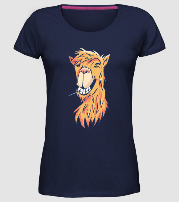 Cap de Lama model albastru închis pe tricou