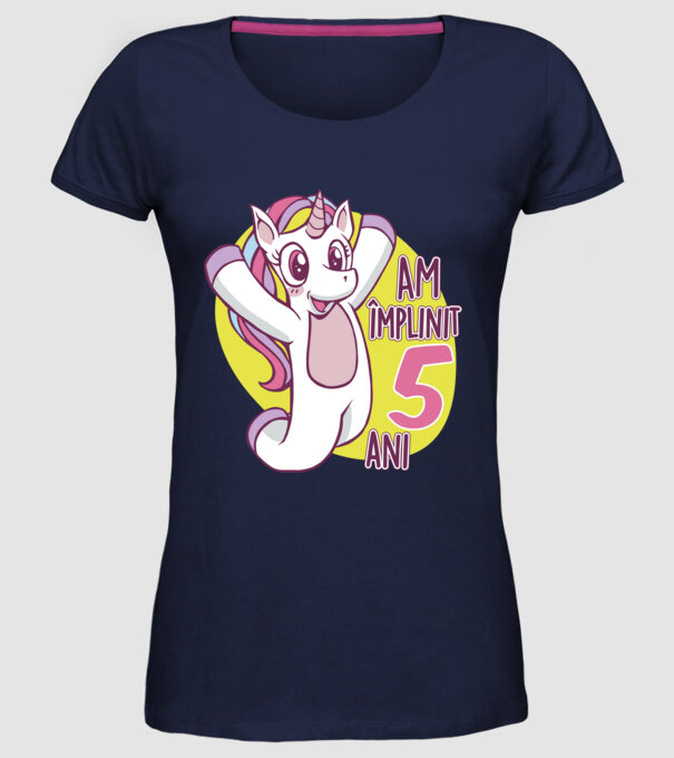 Am împlinit 5 ani model albastru închis pe tricou