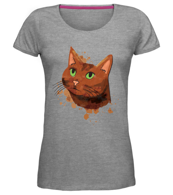  model  pe tricou
