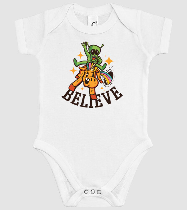 Unicorn Alien model alb pe tricou