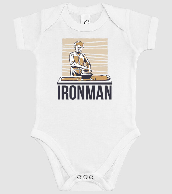 Ironman Om care calcă (montează metal) model alb pe tricou