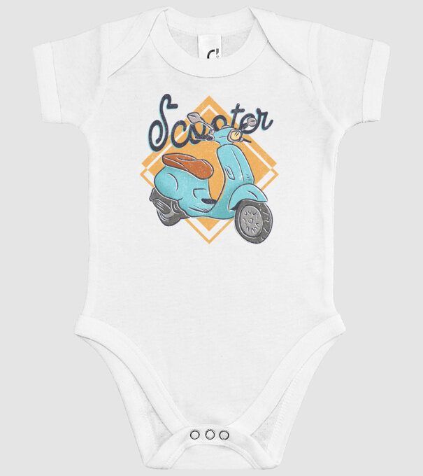 Scooter model alb pe tricou