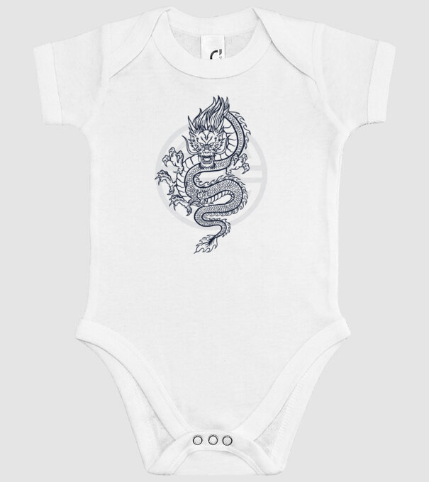 Dragon Tribal model alb pe tricou