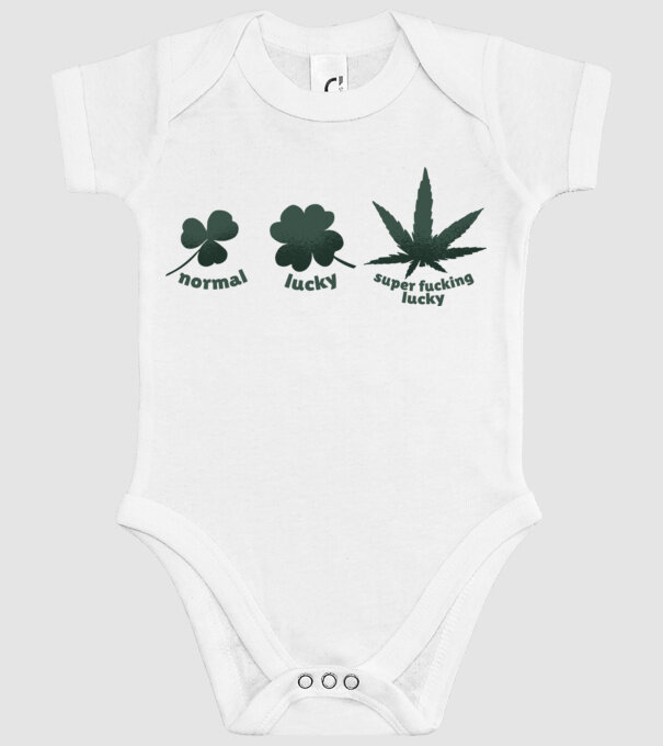 Super F*cking Lucky Cannabis model alb pe tricou