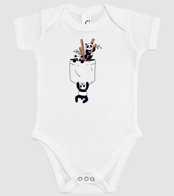 Panda de buzunar model alb pe tricou