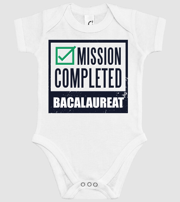 bacalaureat model alb pe tricou