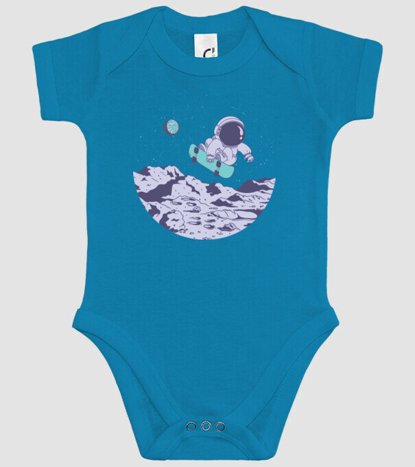 Astronaut Skateboarder model turcoaz pe tricou