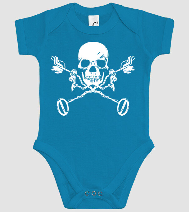 Craniu model turcoaz pe tricou