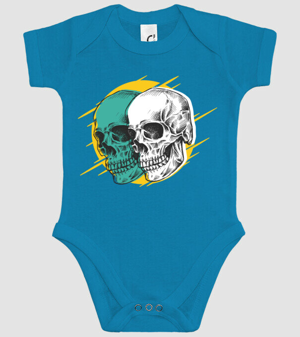 Cranii model turcoaz pe tricou
