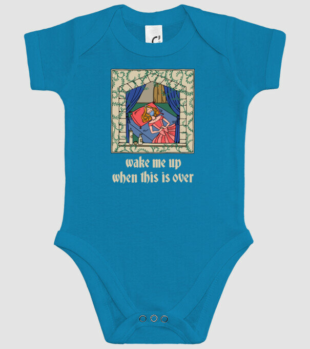 Prințesă de basm cu mască model turcoaz pe tricou