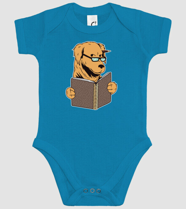 Câine Studiind model turcoaz pe tricou