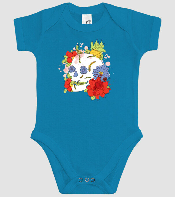 Craniu cu Flori model turcoaz pe tricou