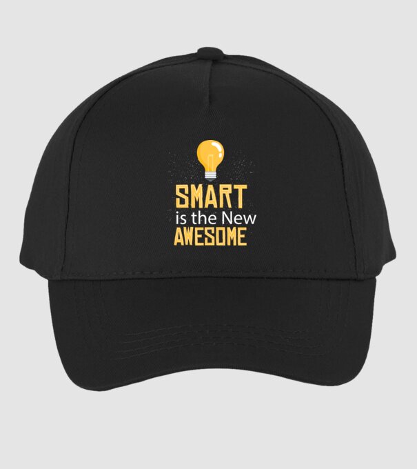 Smart este noul cool model negru pe tricou