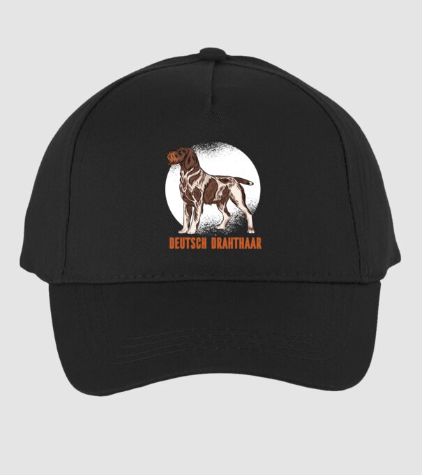 Brac german cu păr sârmos model negru pe tricou