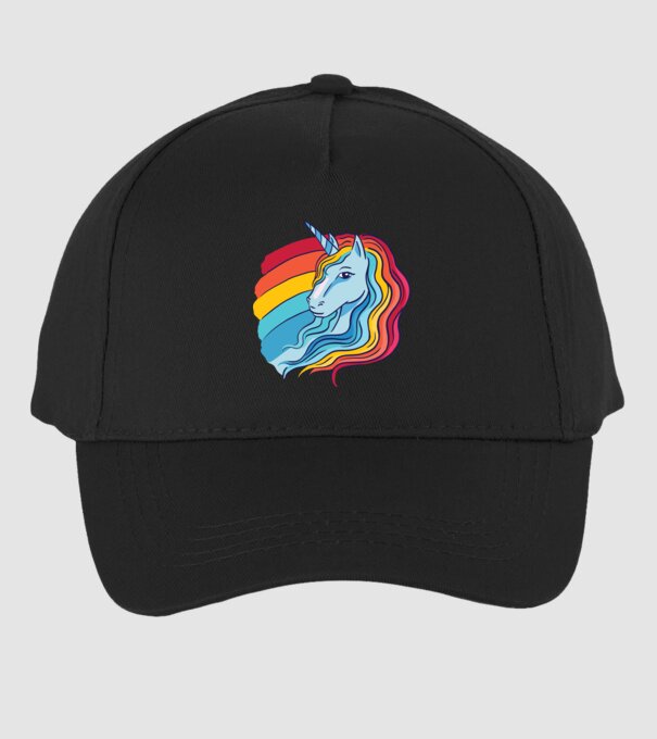 Unicorn cu Curcubeu model negru pe tricou