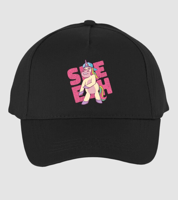 Unicorn Shesh model negru pe tricou