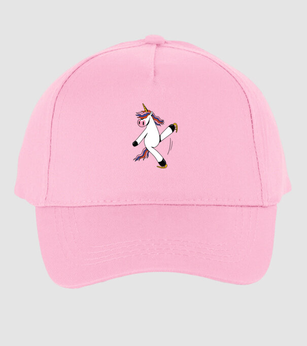 Unicorn cu Patine model roz deschis pe tricou