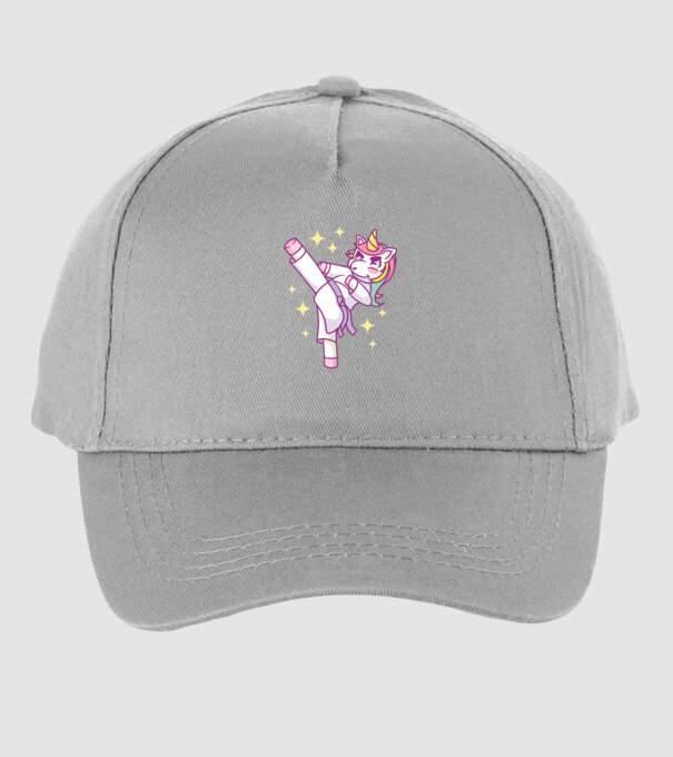 Karate unicorn model gri pe tricou
