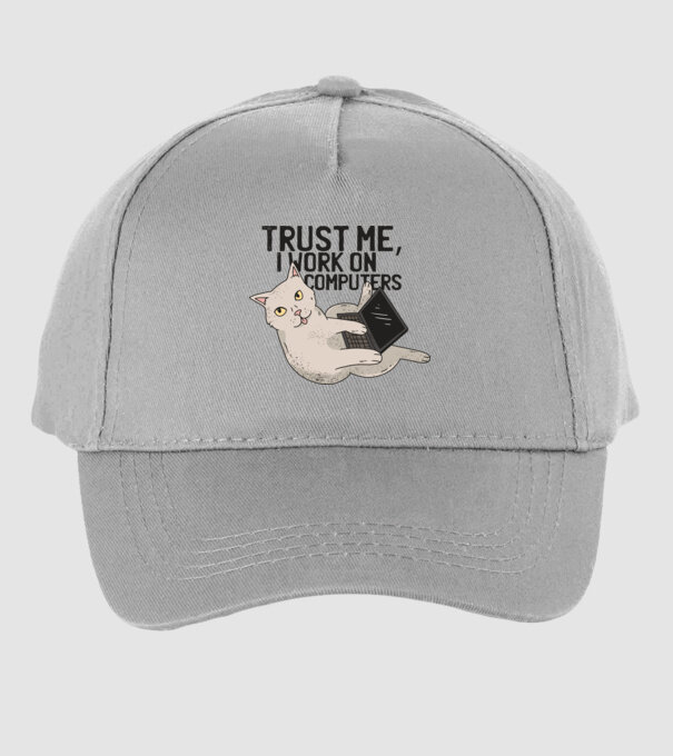 Trust me, I work on Computers model gri pe tricou