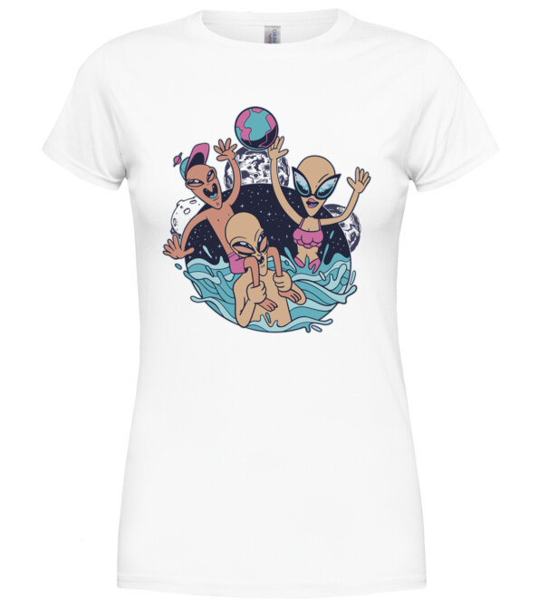  model  pe tricou