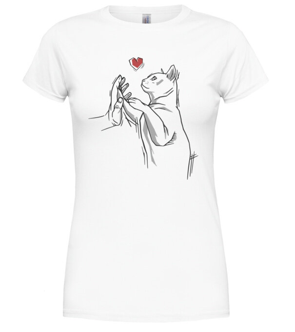  model  pe tricou