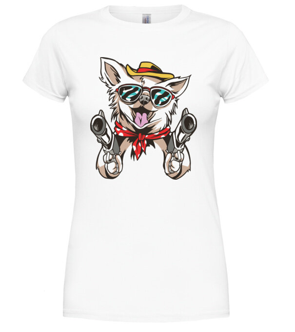  model  pe tricou