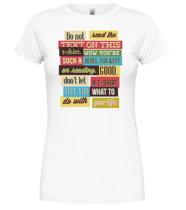  model  pe tricou