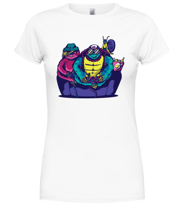  model  pe tricou