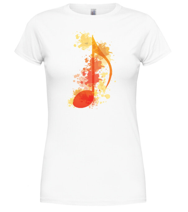  model  pe tricou
