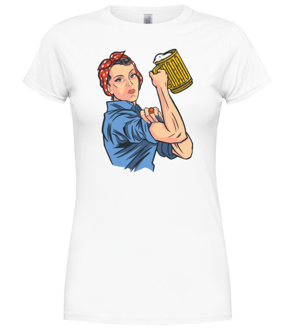  model  pe tricou