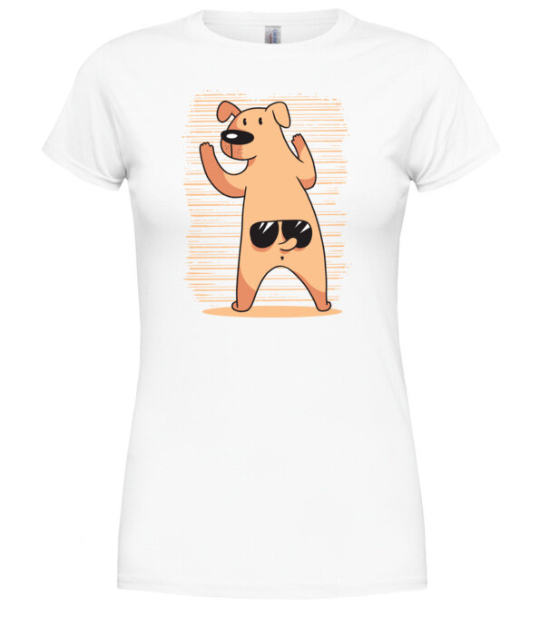  model  pe tricou
