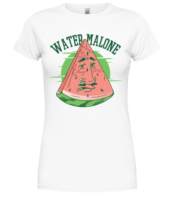  model  pe tricou