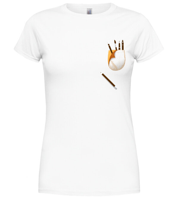  model  pe tricou